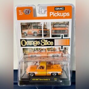 M2 Machines Orange Slice 1976 GMC Sierra Grande 15 Squarebody Truck